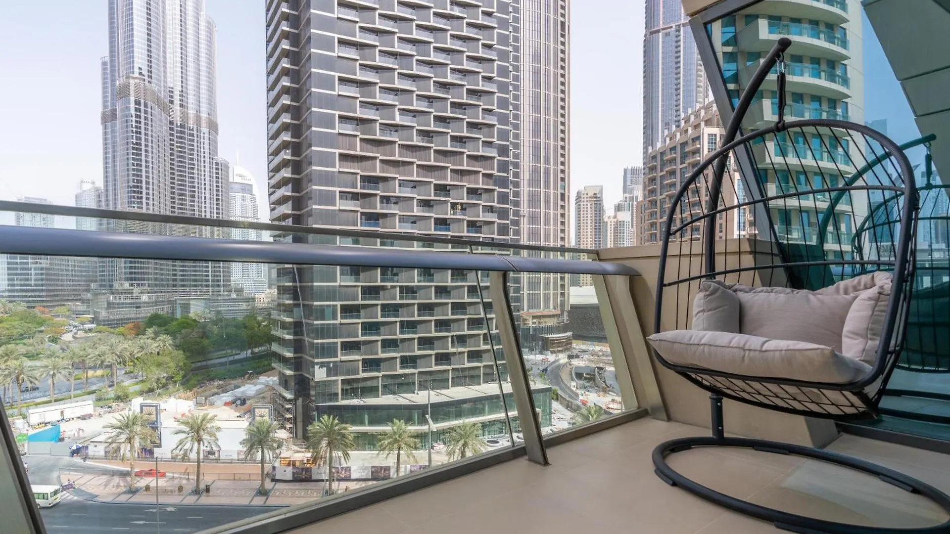 Burj Vista II - Luxury Two Bedroom With Full Burj View Dubai Apartment