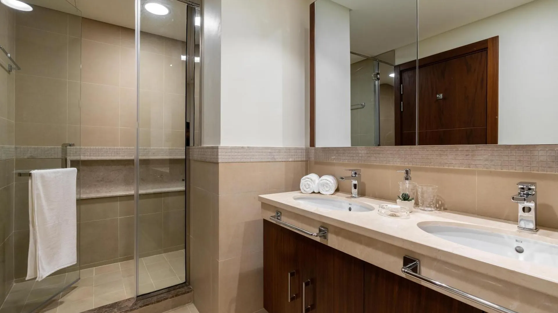 Apartment Burj Vista II - Luxury Two Bedroom With Full Burj View Dubai