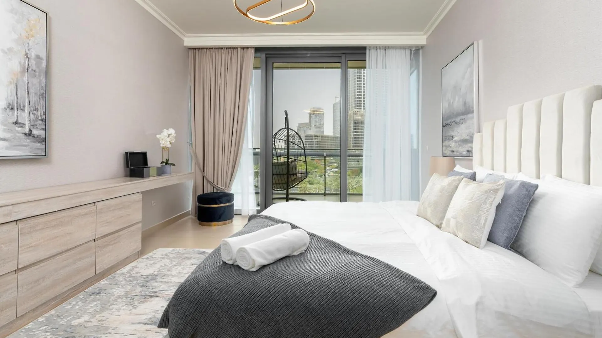 Burj Vista II - Luxury Two Bedroom With Full Burj View Dubai United Arab Emirates